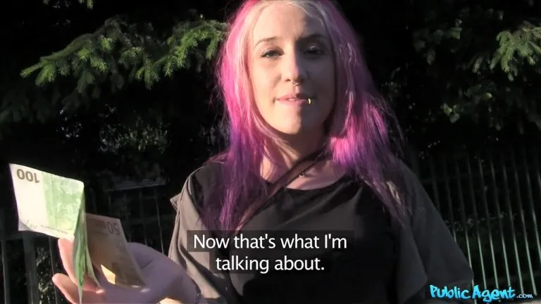 USA Slut Talks Dirty As She Fucks