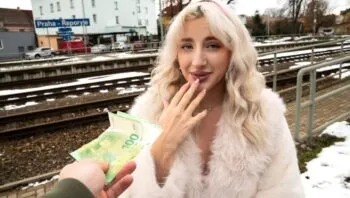 Pretty British Blonde Facial